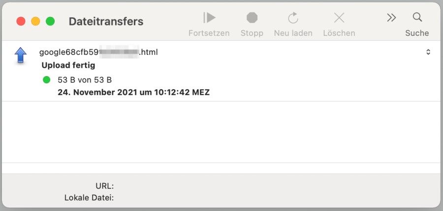 Screenshot zeigt ein iOS-Dateitransferprogramm, in dem die HTML-Datei eingefügt wurde.